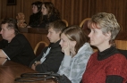 Ředitel školy jim také poskytl veškeré základní informace o studiu. Ředitel školy jim také poskytl veškeré základní informace o studiu.