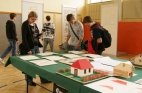 Modely, práce bývalých studentů školy, by měly být zajímavou inspirací i pro současné žáky. Modely, práce bývalých studentů školy, by měly být zajímavou inspirací i pro současné žáky.