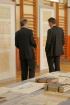 ... prohlíží zajímavé výkresy z ročníkových prací, ... ... prohlíží zajímavé výkresy z ročníkových prací, ...